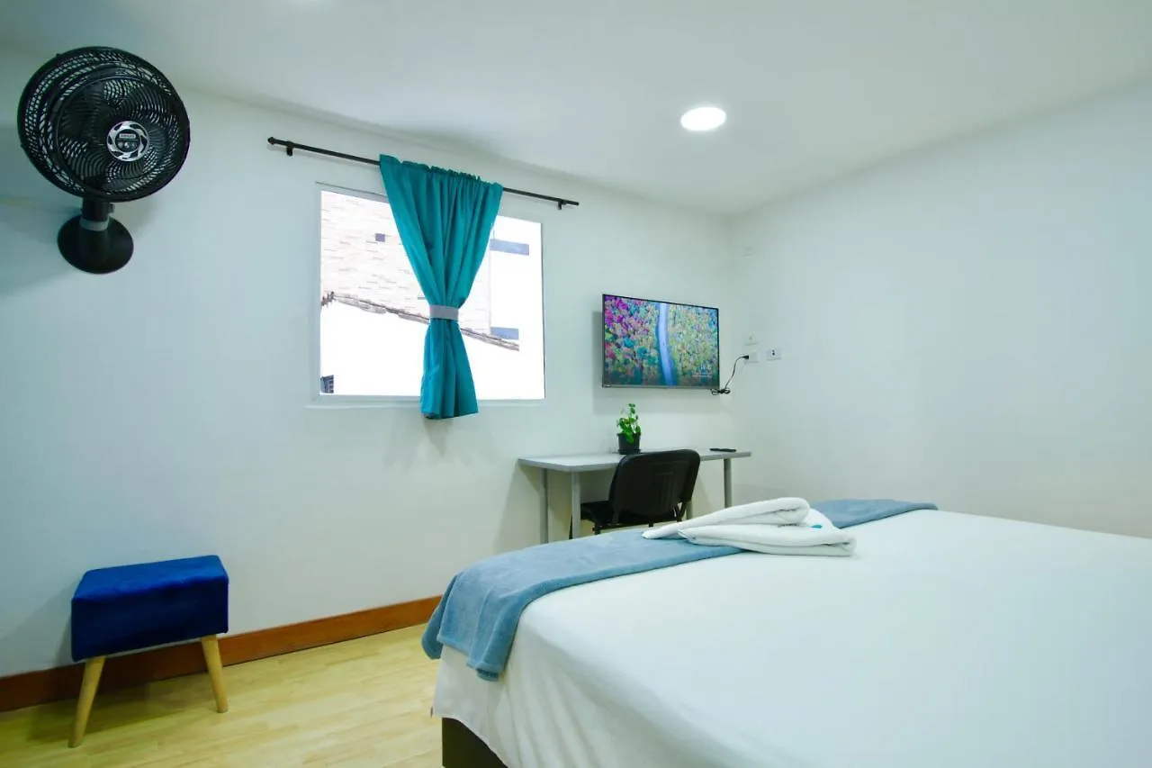 Poblado Park Guest House Medellín Hotel