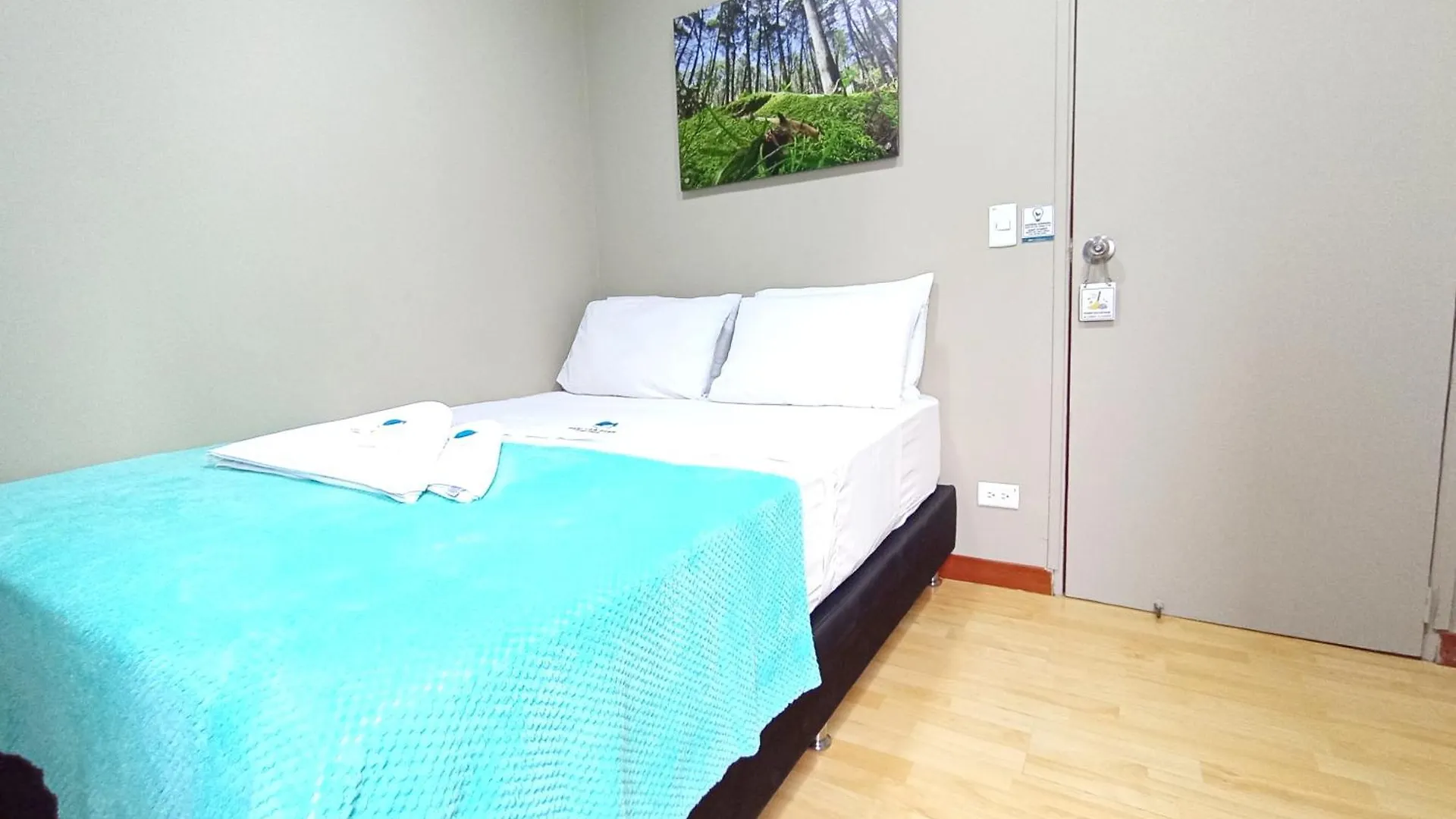 Poblado Park Guest House Medellín 3*,