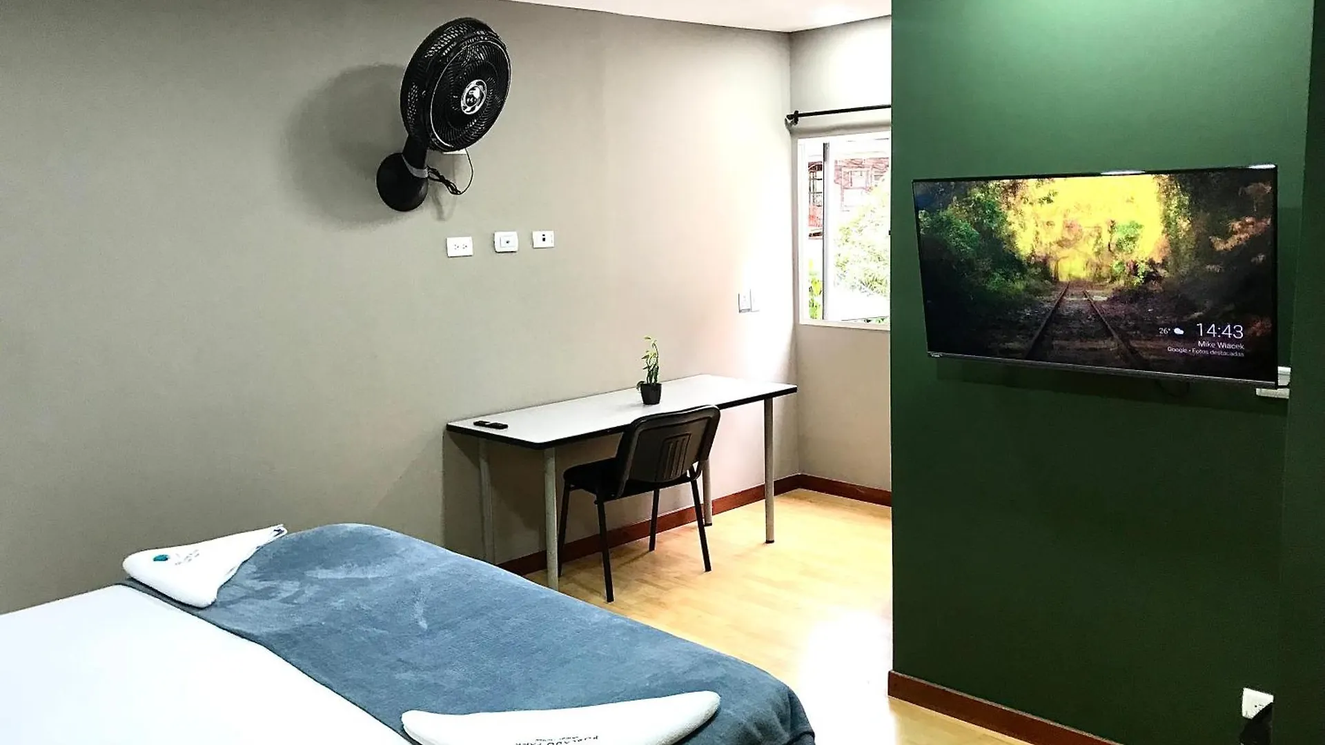 Poblado Park Guest House Medellín 3*,