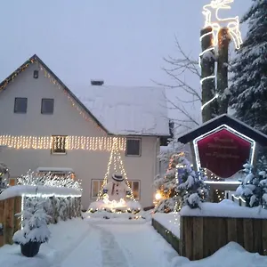 waldpension-pfeiferhaus.com-bavaria.com/