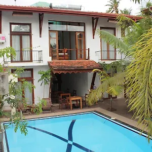 Hotel Kapuru Negombo
