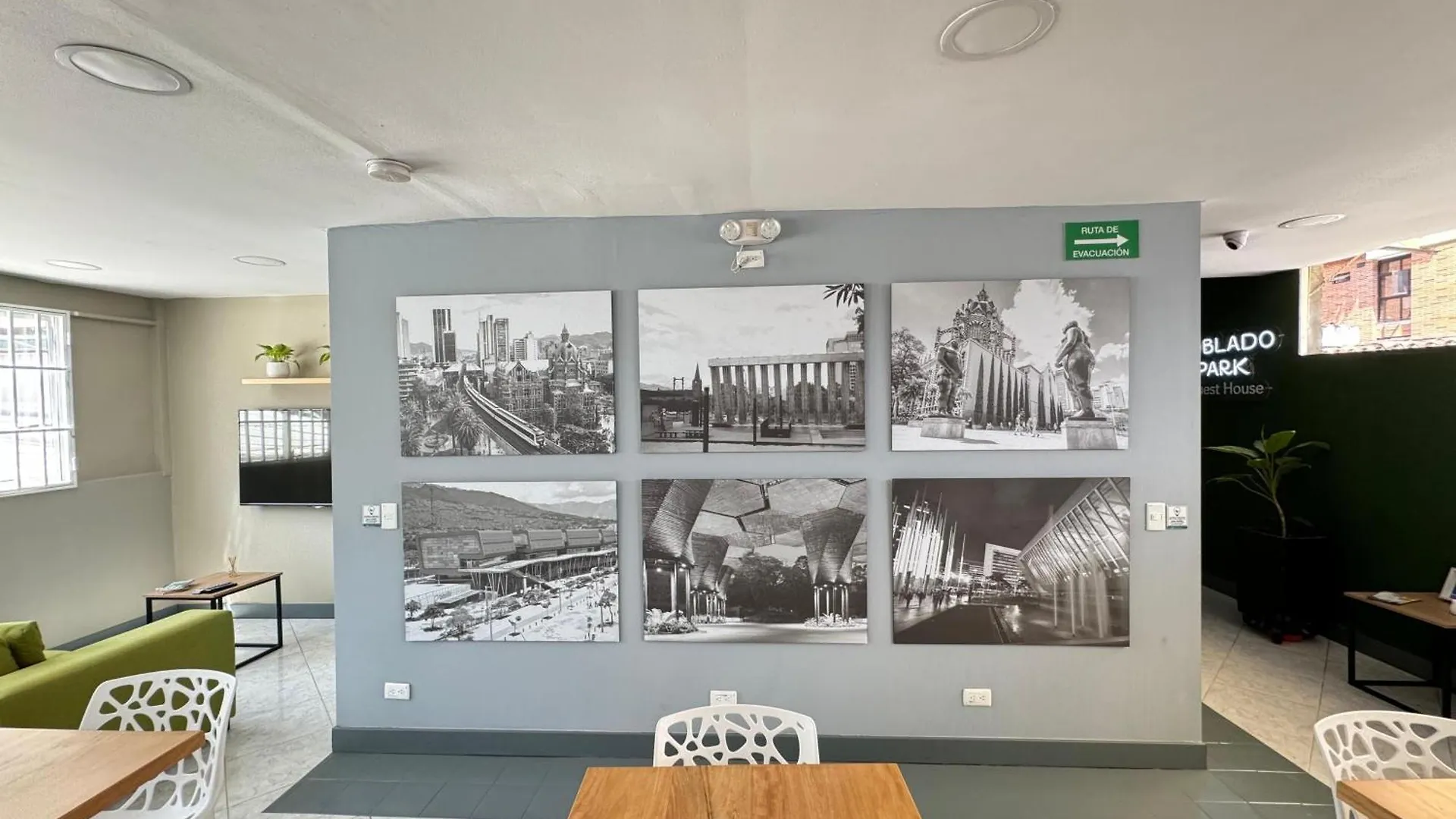 Poblado Park Guest House 3*, Medellin