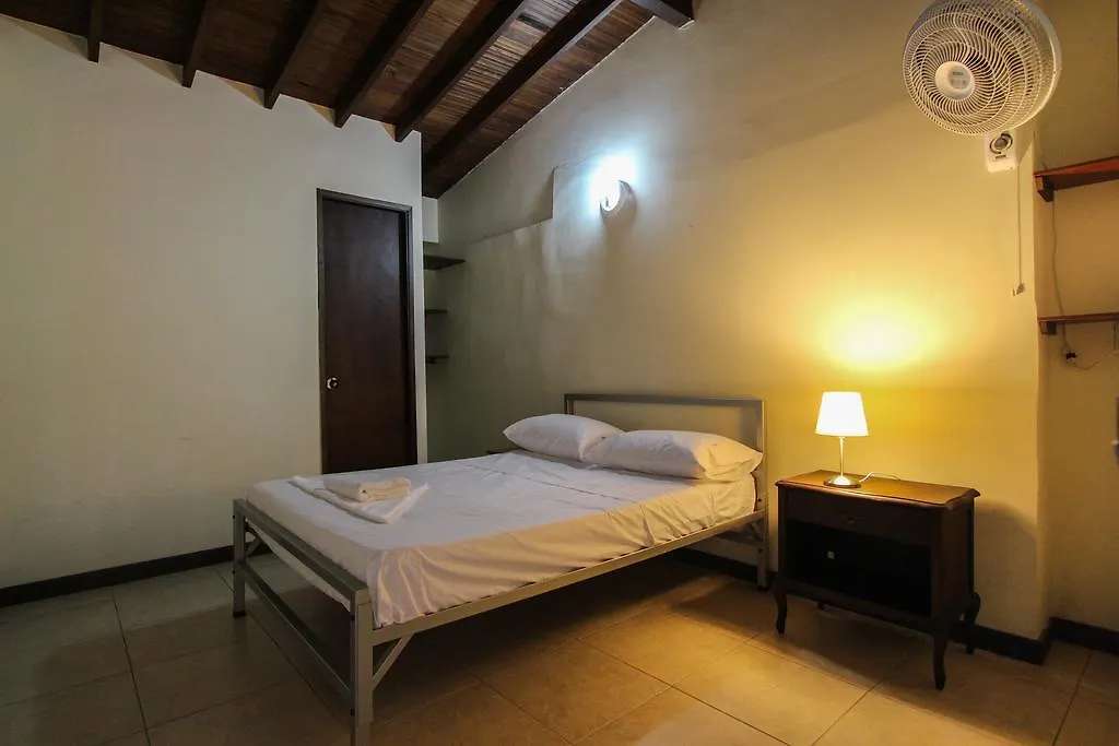Poblado Park Guest House 3*, Medellin